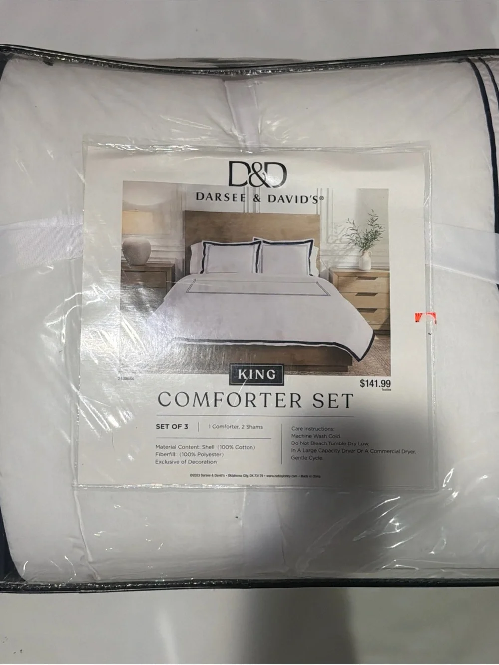 Darsey & David's King Comforter Set in White with Navy Trim